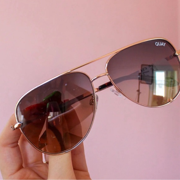 Quay HIGH KEY POLARIZED silver/rose gold sunglasses NWT - Picture 2 of 5